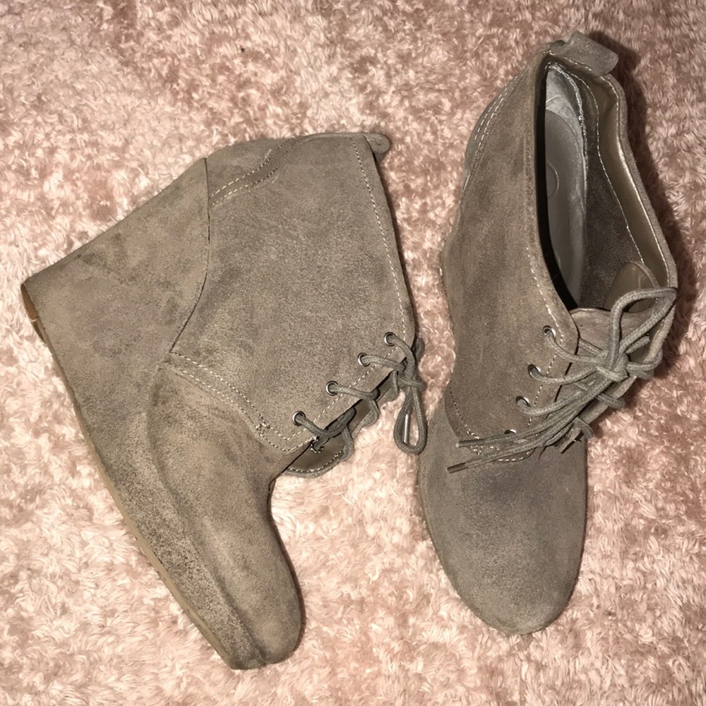 Wedges - Picture 2 of 4